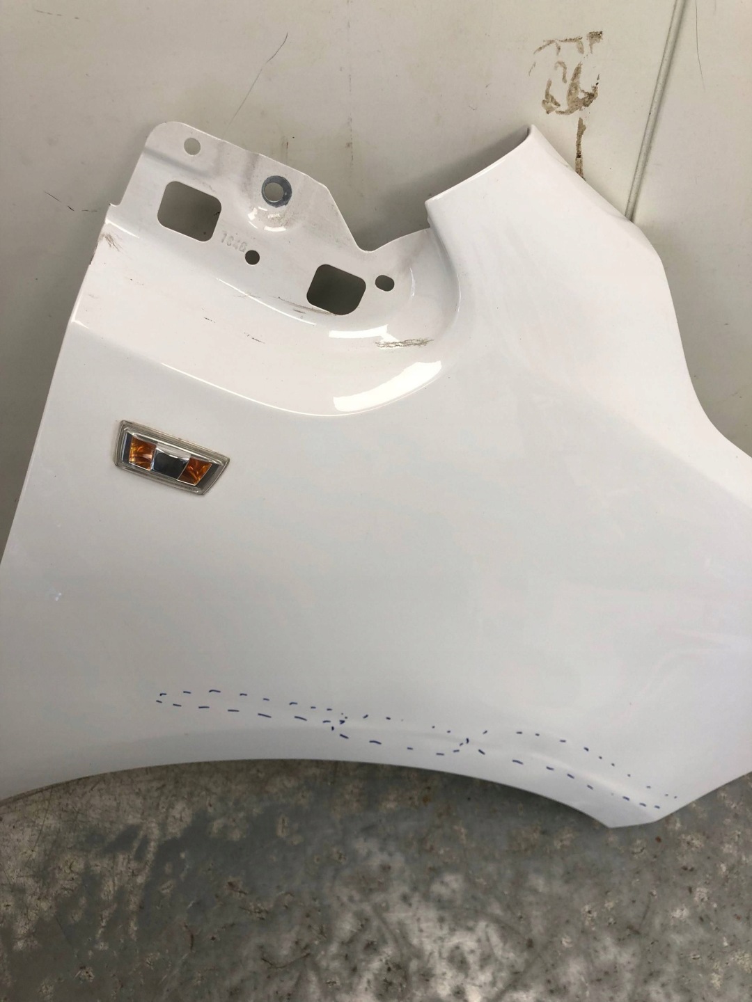 fender right front Z40R OPEL MERIVA B LIFT
