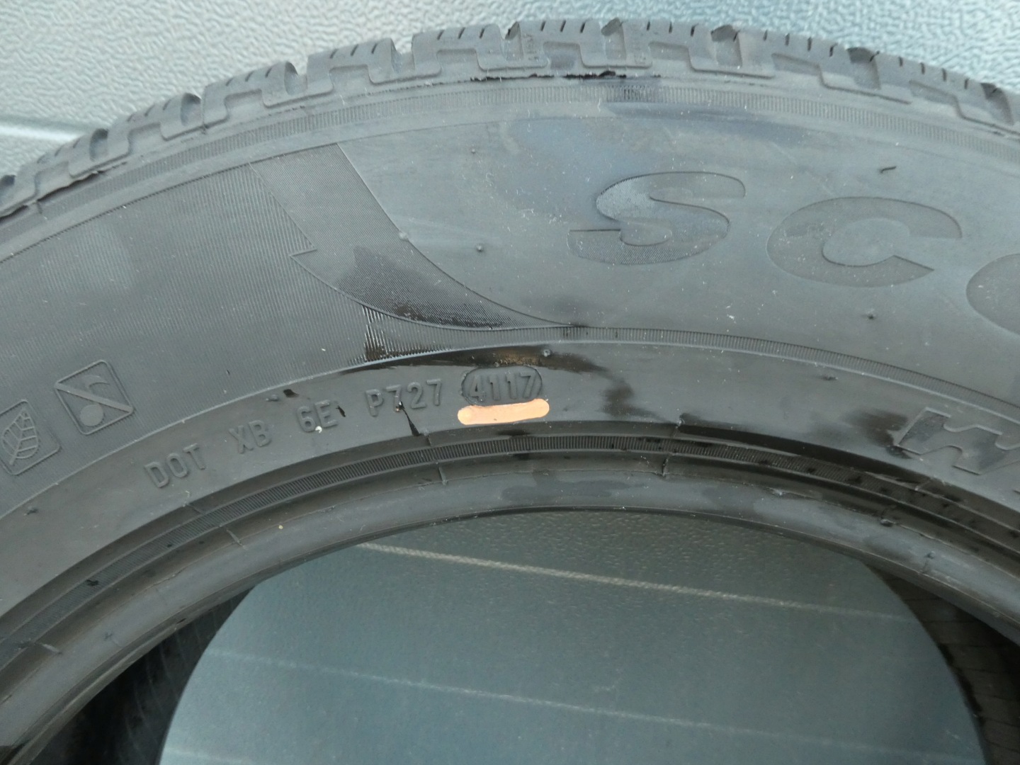 2X tyres Pirelli 225/65/17 2017R