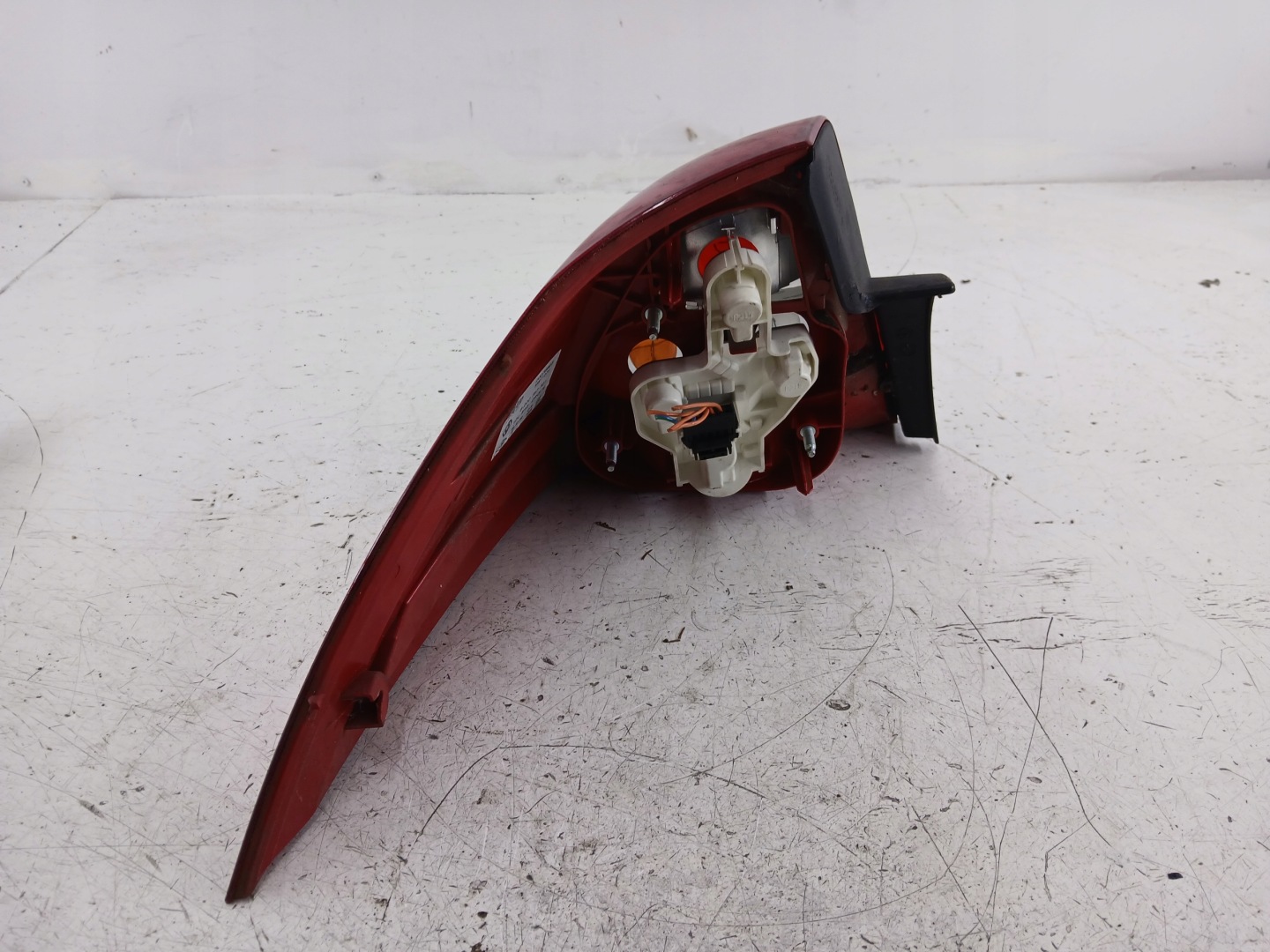 RENAULT MEGANE II sedan light right rear part 8200757701