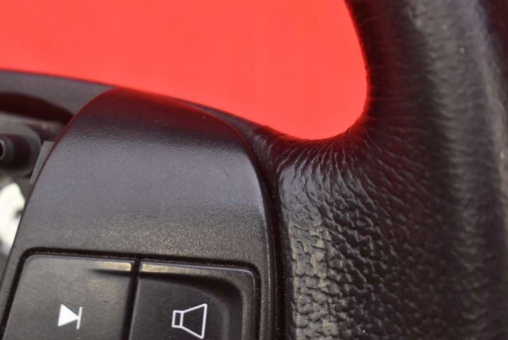 LENKRAD MULTIFUNKCJA 30764359 VOLVO V50 07-12