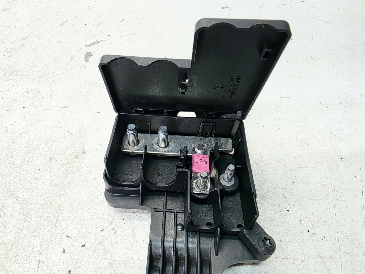 Kasten der Sicherungen AUDI A6 C8 A7 4K0907334