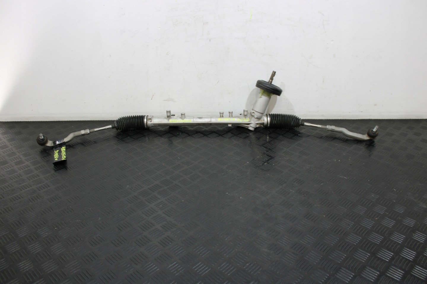 Boîter direction Boîter direction 480105124R DACIA DUSTER III 3 2024