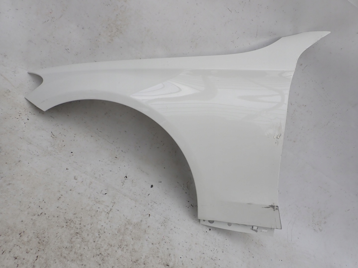 MERCEDES C-KLASA W205 14- fender front front left