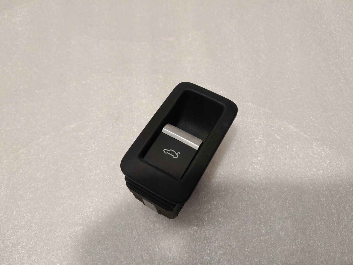 AUDI Q5 80A button opening control switch bonnet boot 4M0959831A