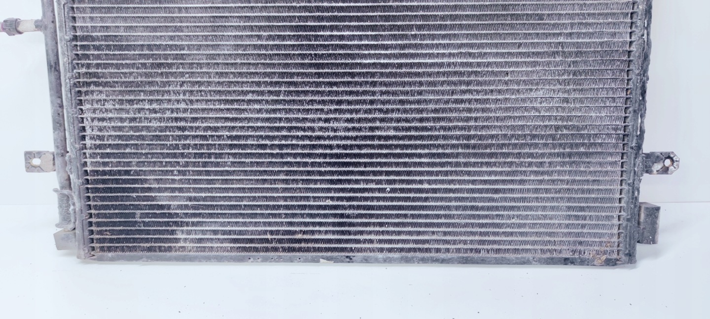 Radiateur climatisation AUDI A4 B7 8E0260401H