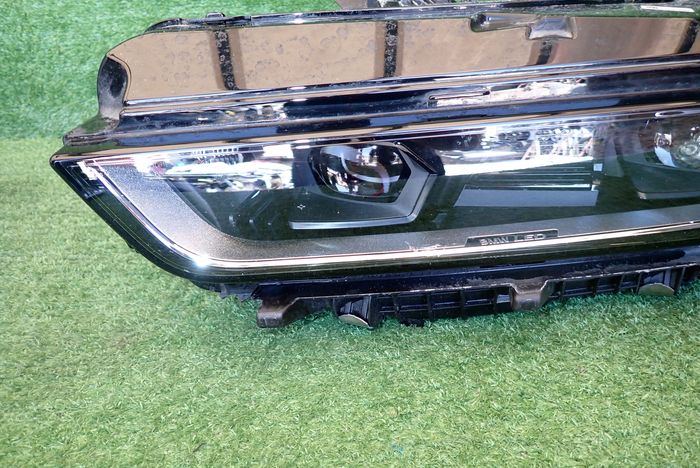 BMW 7 G70 LED reflektor links Licht links 5B33EF3-01