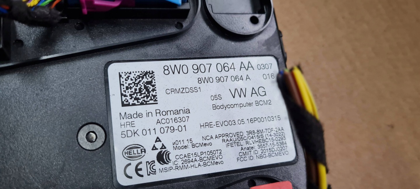 A4 B9 8W module control unit KOMFORTU 8W0907064AA A5 8W