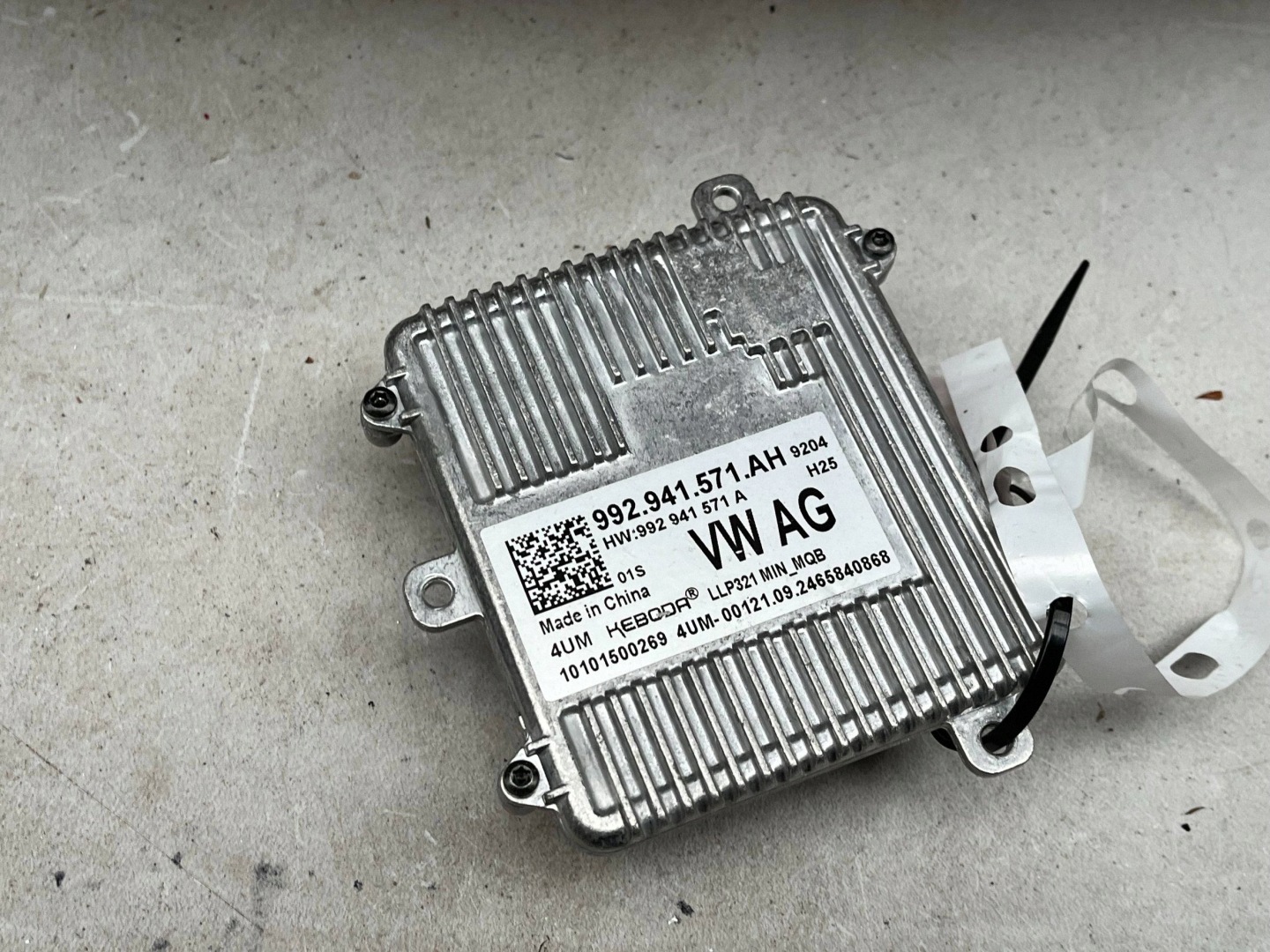 control unit LED REFLEKTORA VOLKSWAGEN GOLF VIII 992941571AH @M