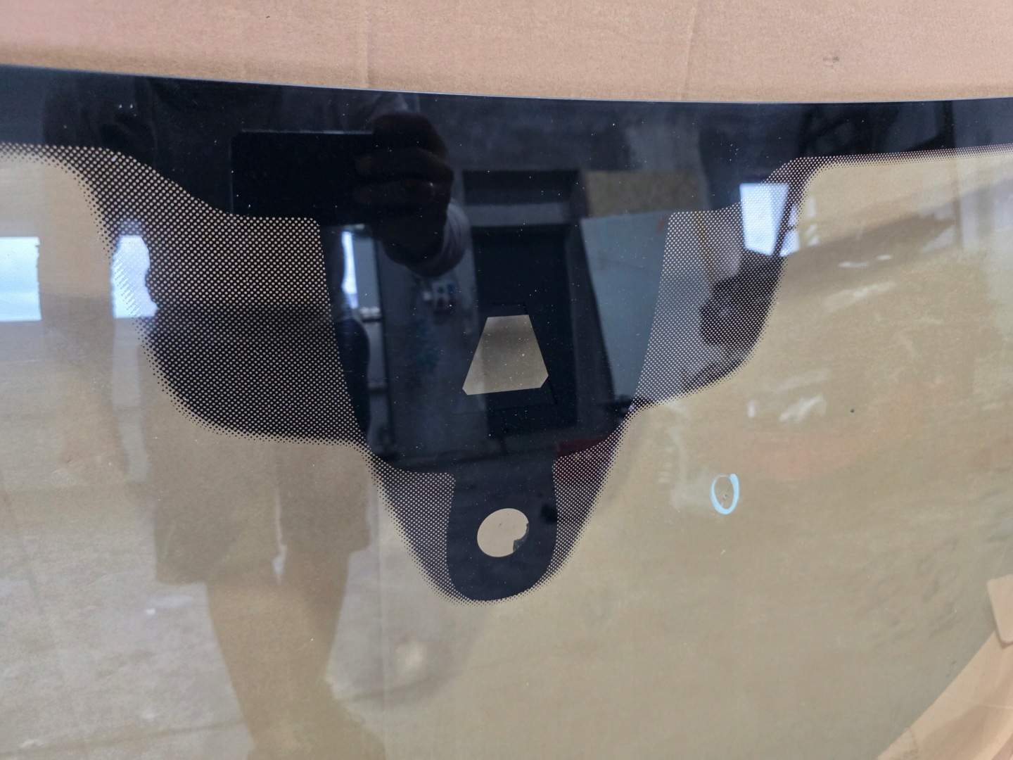 window front iron AUDI A4 B9 2016R original !!!
