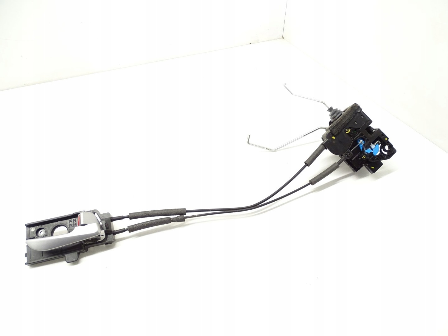 lock door DOCIAG right front HYUNDAI i10 81320-B9100