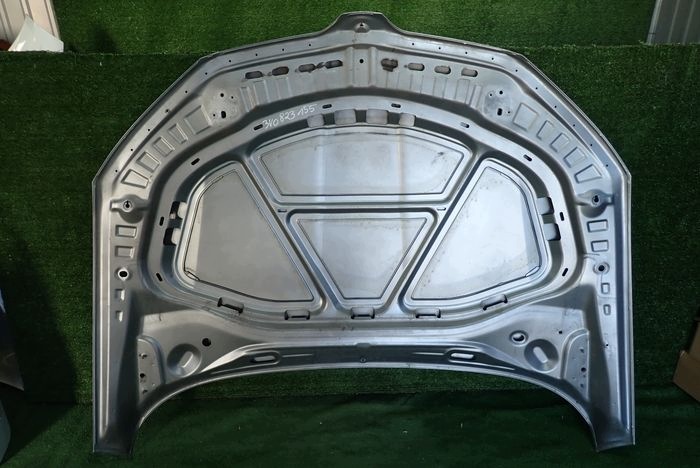 SKODA SUPERB III motorhaube