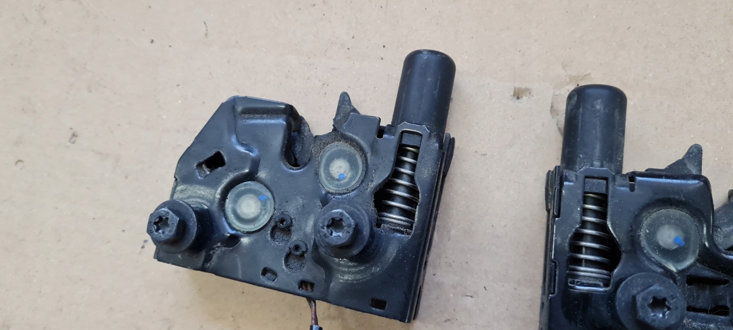 A7 4G bonnet latch lock front 4G0823509C A6 C7 4G