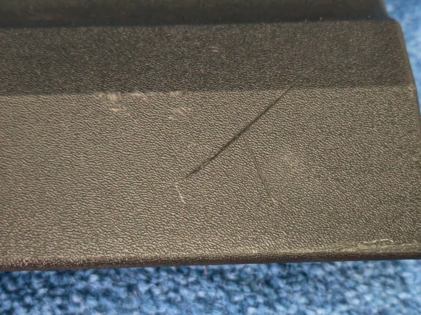 VOLVO XC40 2017- lower moulding exterior door right front OE 31448317