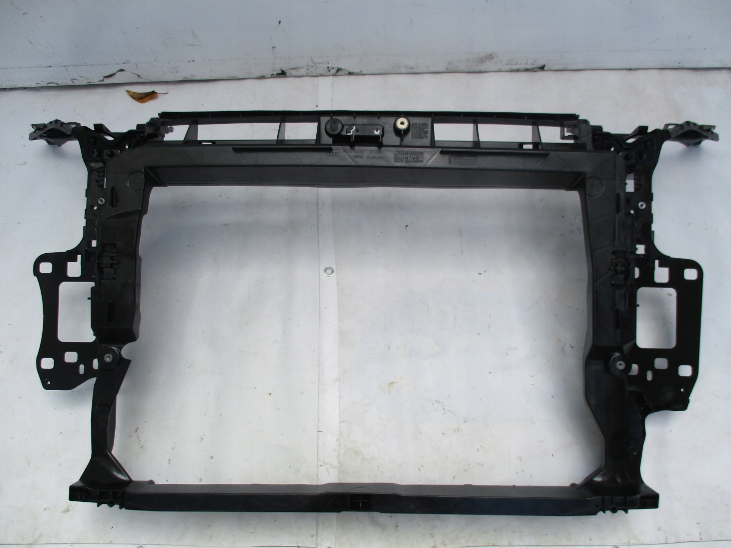 front body wall front Audi Q3 83A805594F