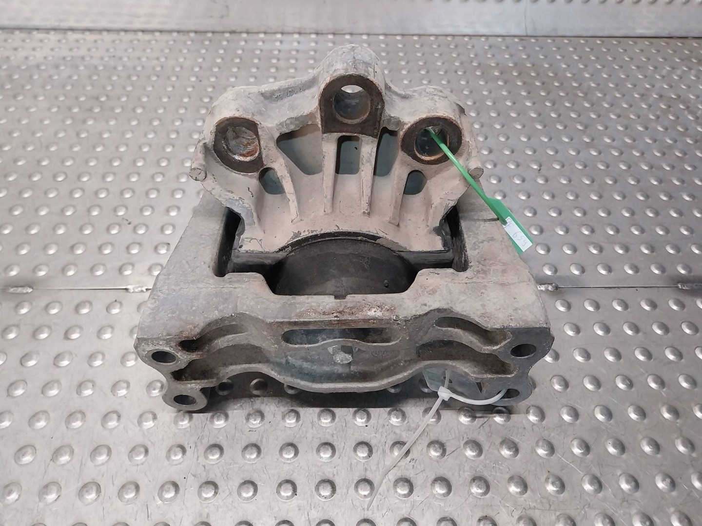 holder engine mount 6C11-6F012-AB 3C11-6F012-AE FORD TRANSIT MK7 2.2 TDCI