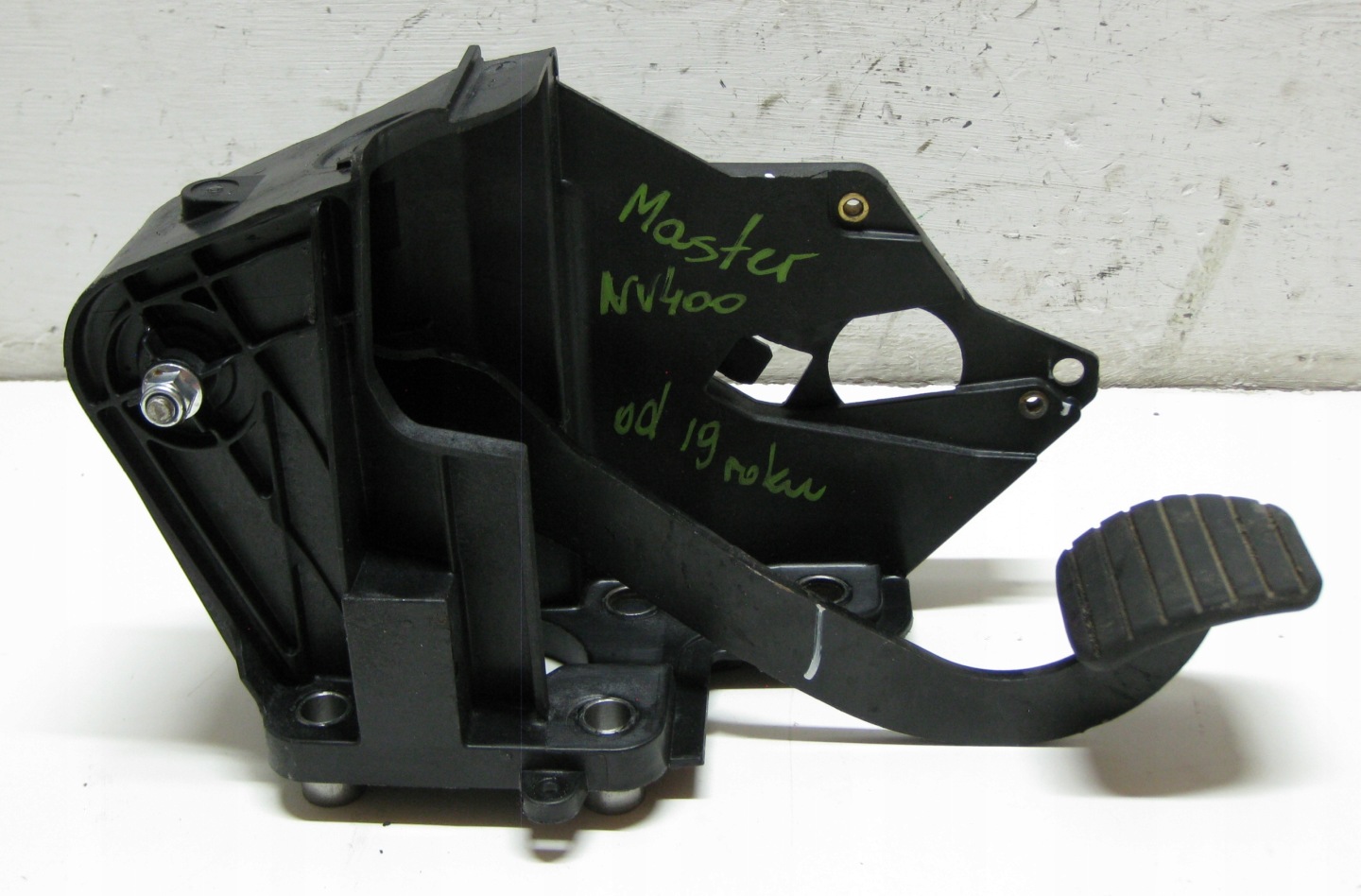 RENAULT MASTER III LIFT PEDAL kočnice držač 070108H