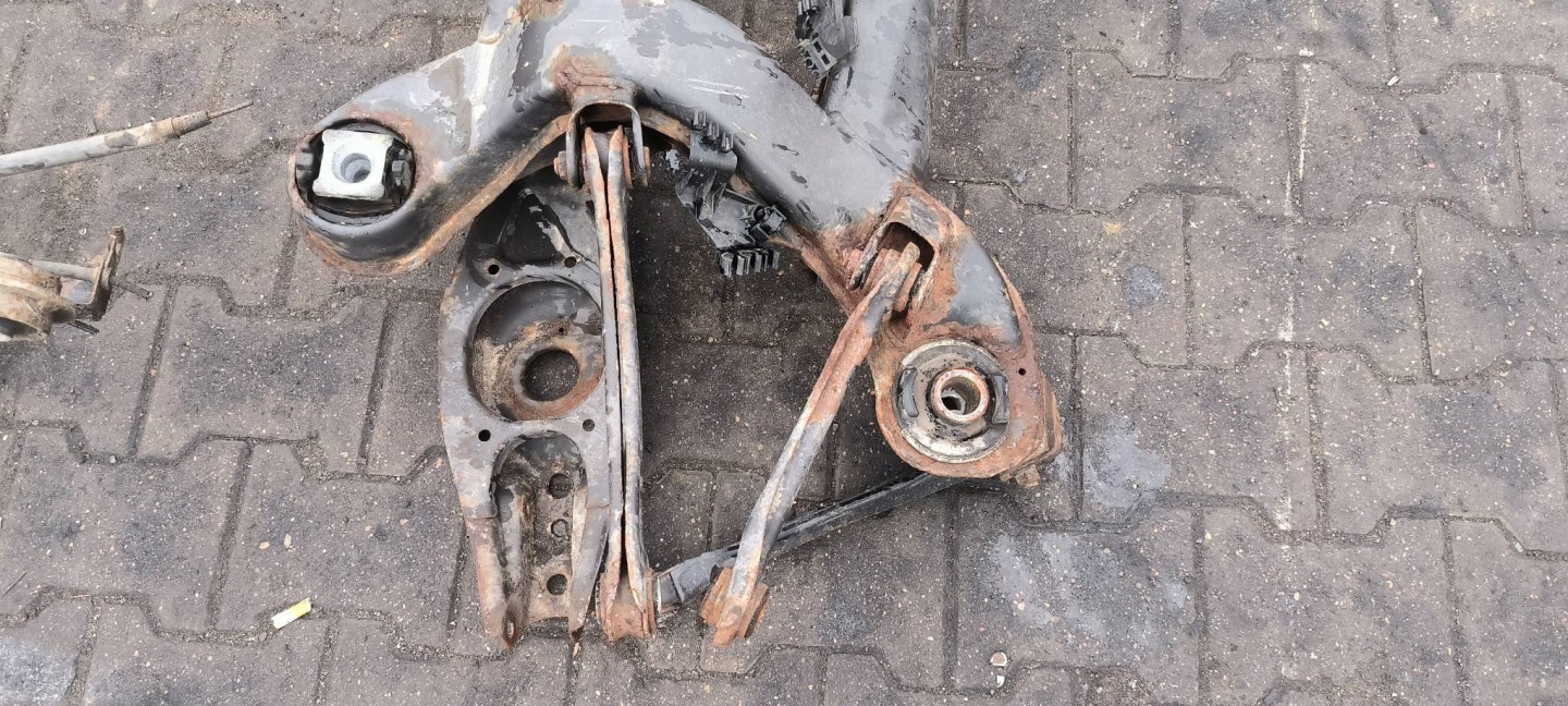 träger / Achsträger heck 0016352036459 MERCDES-BENZ C 160