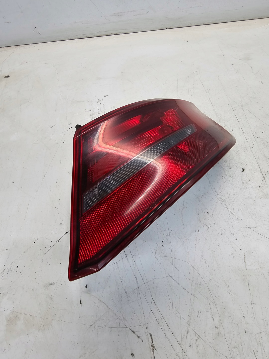 light right rear part AUDI A3 8V SPORTBACK 8V4945096