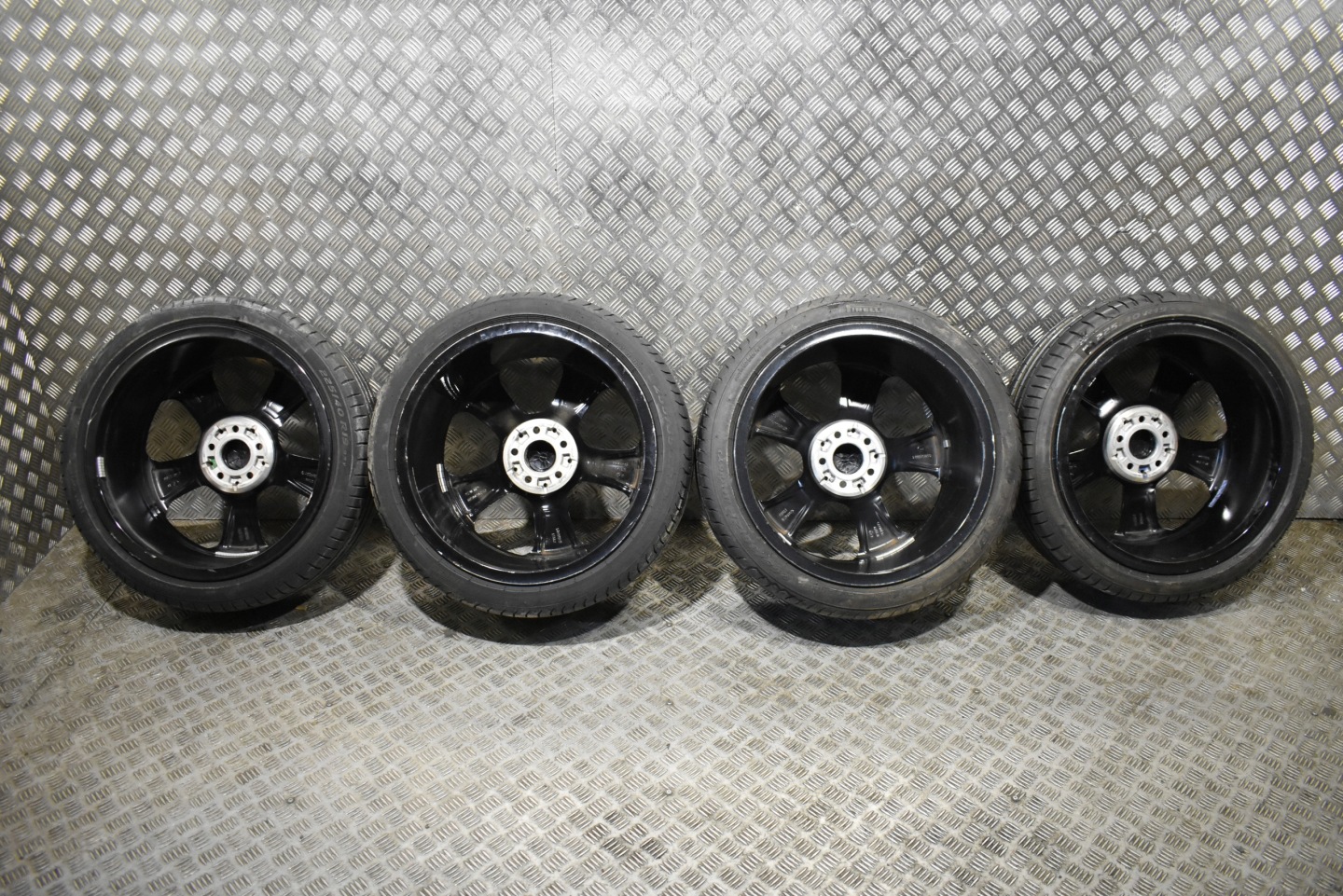 IDEALNE wheels 19" MERCEDES W206 MO 1