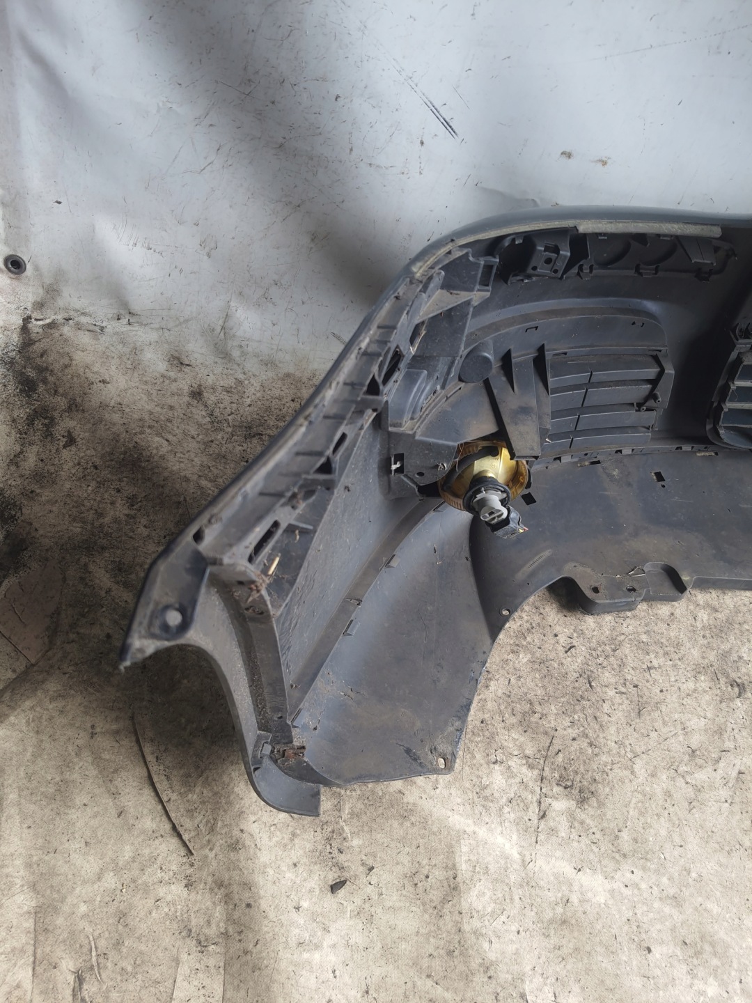 VOLKSWAGEN GOLF V GT 04-08 bumper GTI LA7W