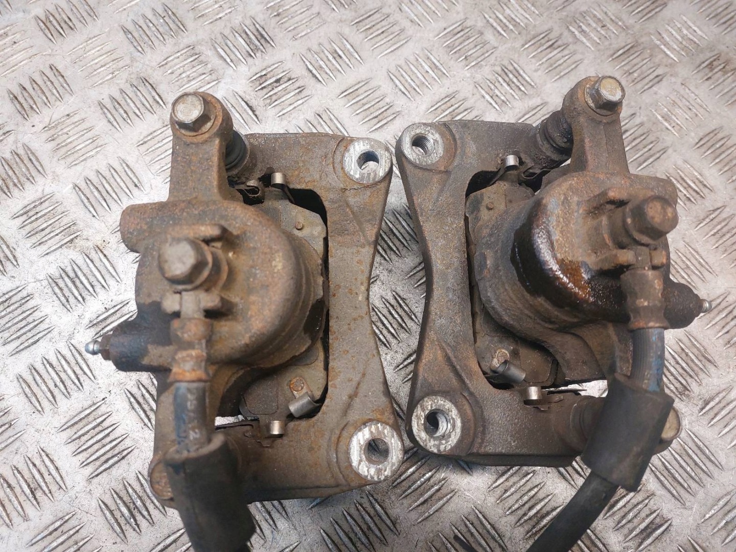 caliper brake left front + right front SUZUKI SWIFT V MK7 1.2 16V