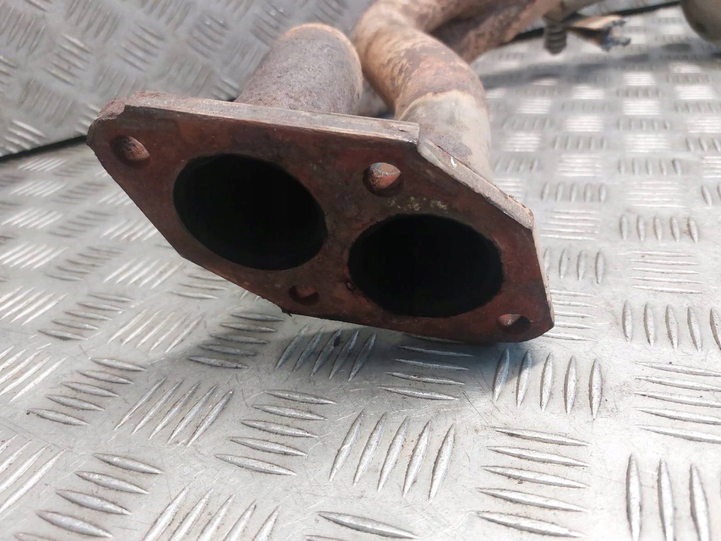 catalyst PUSTY AUDI 80 B4 1.6 8V
