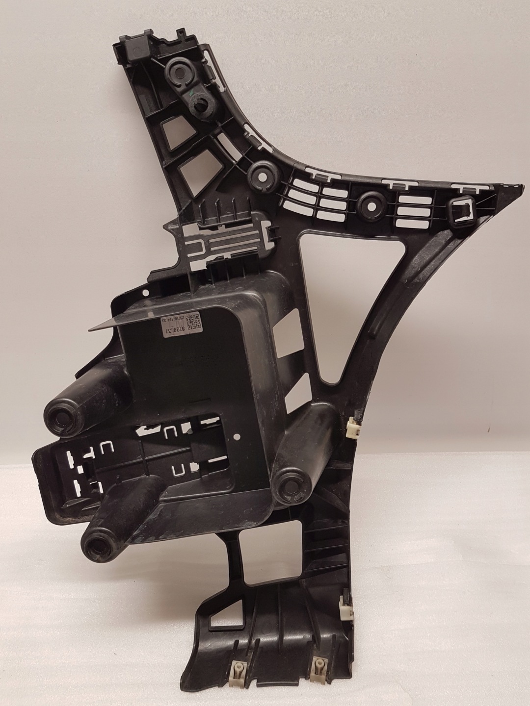 bumper bracket left rear part BMW 2 U06 8739137