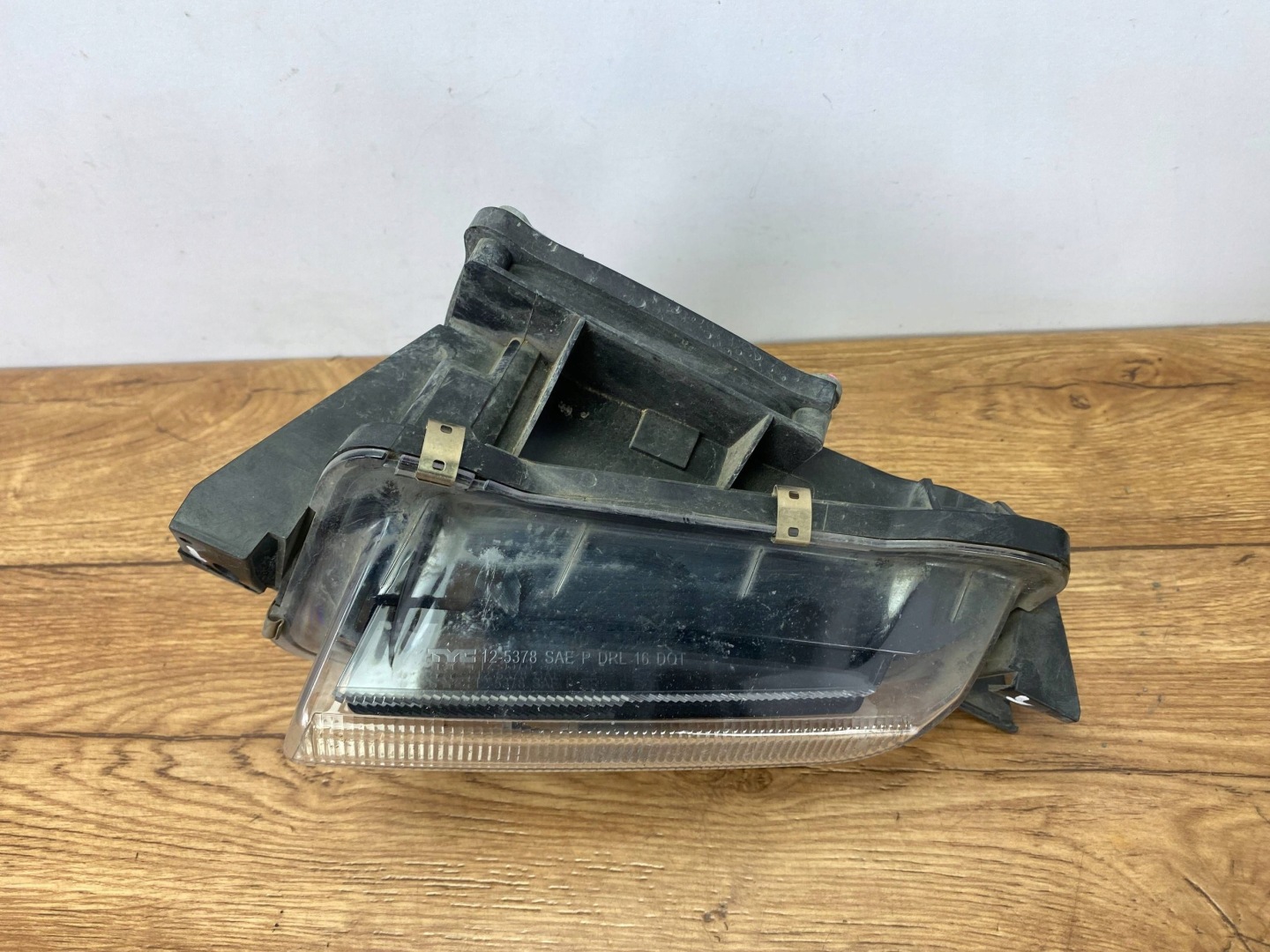 Reflektor light front Chevrolet Camaro 2016