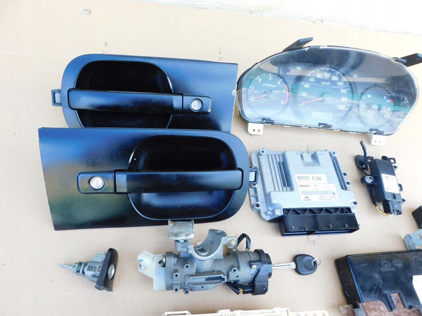 running board Startowy control unit computer BSI Hyundai H1 II Grand Starex 2.5 CRDi