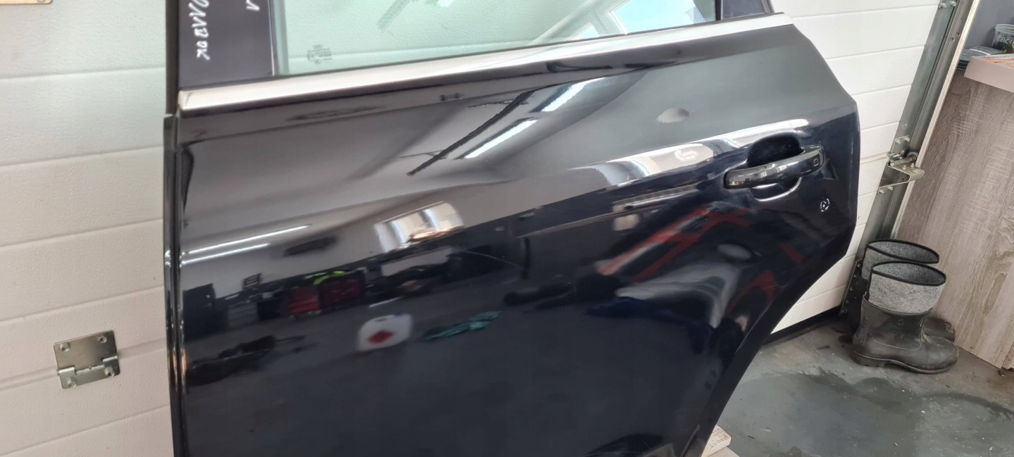 Q5 8R SQ5 door left left rear part rear. LY9B 8R0833051B