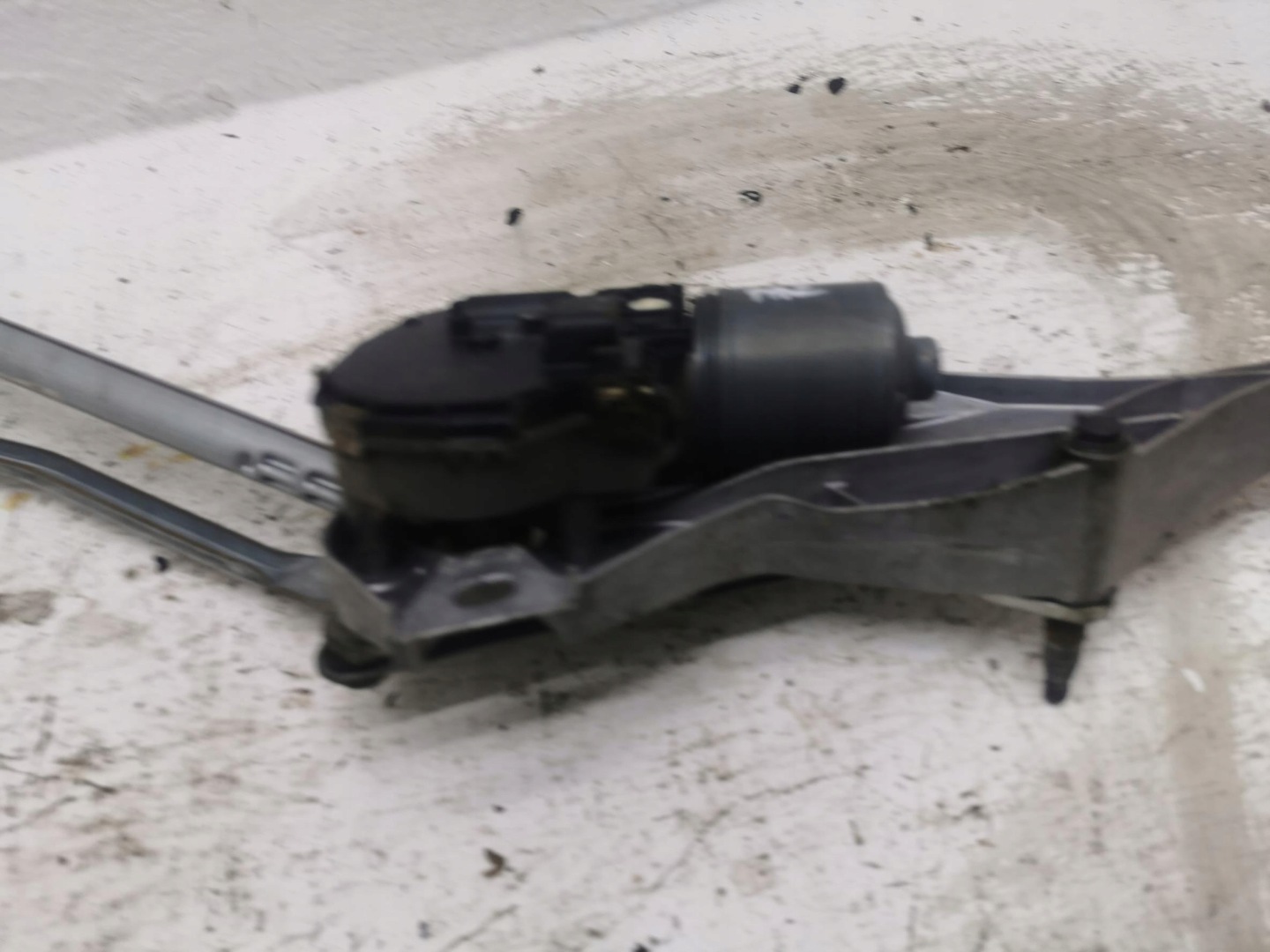 wiper mechanism front MERCEDES E-KLASA W211