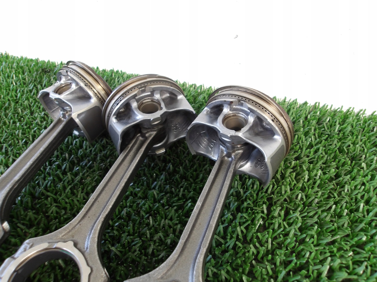 KIA SORENTO IV 1.6 T-GDI PHEV piston connecting rod G4FT