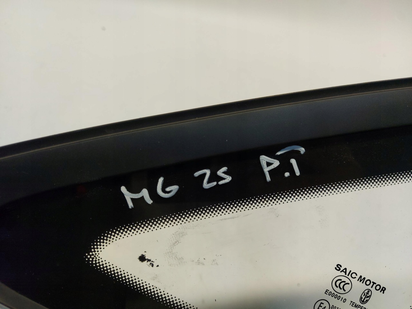 MG ZS window rear part right chrom 2017 AS2