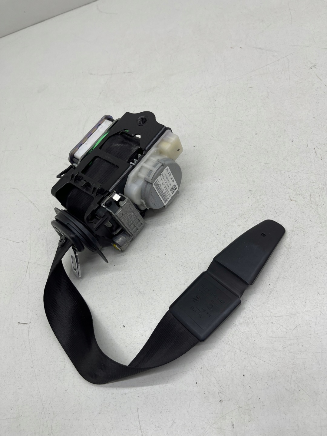 AUDI A6 C7 tension belt safety left front front original!