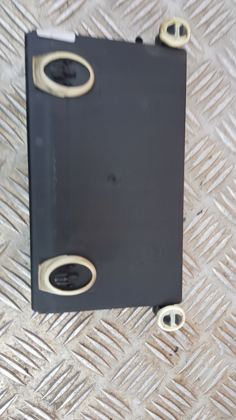 MERCEDES W211 module door 2118201685