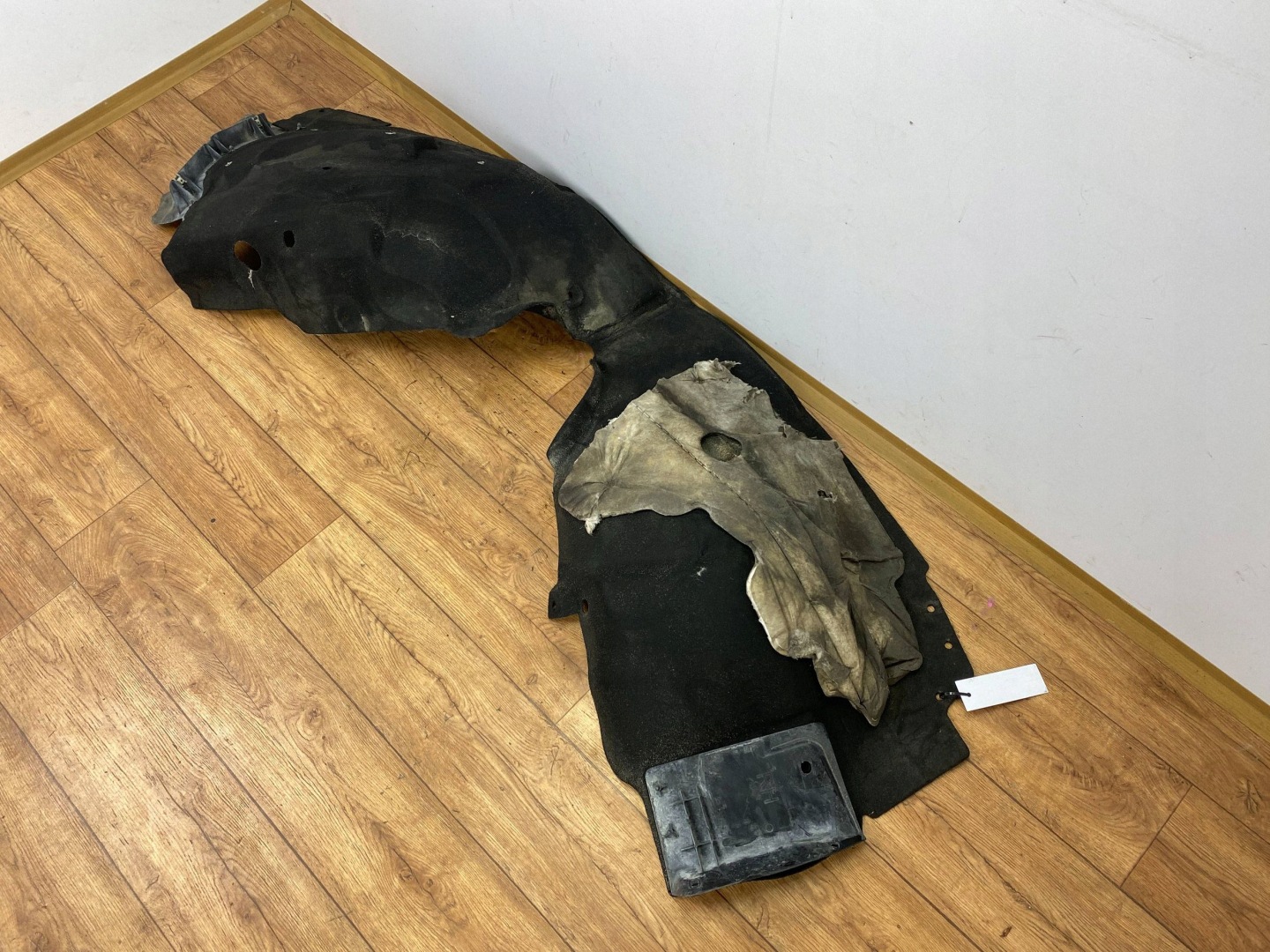 mudguard front right Ford Edge II 2019+