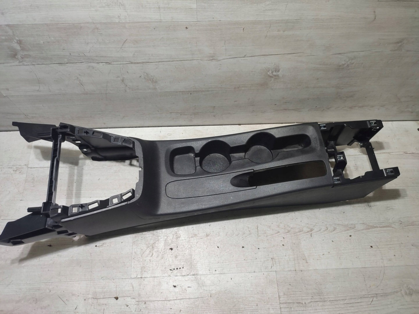 Opel Corsa F 2022 Tunel mitte