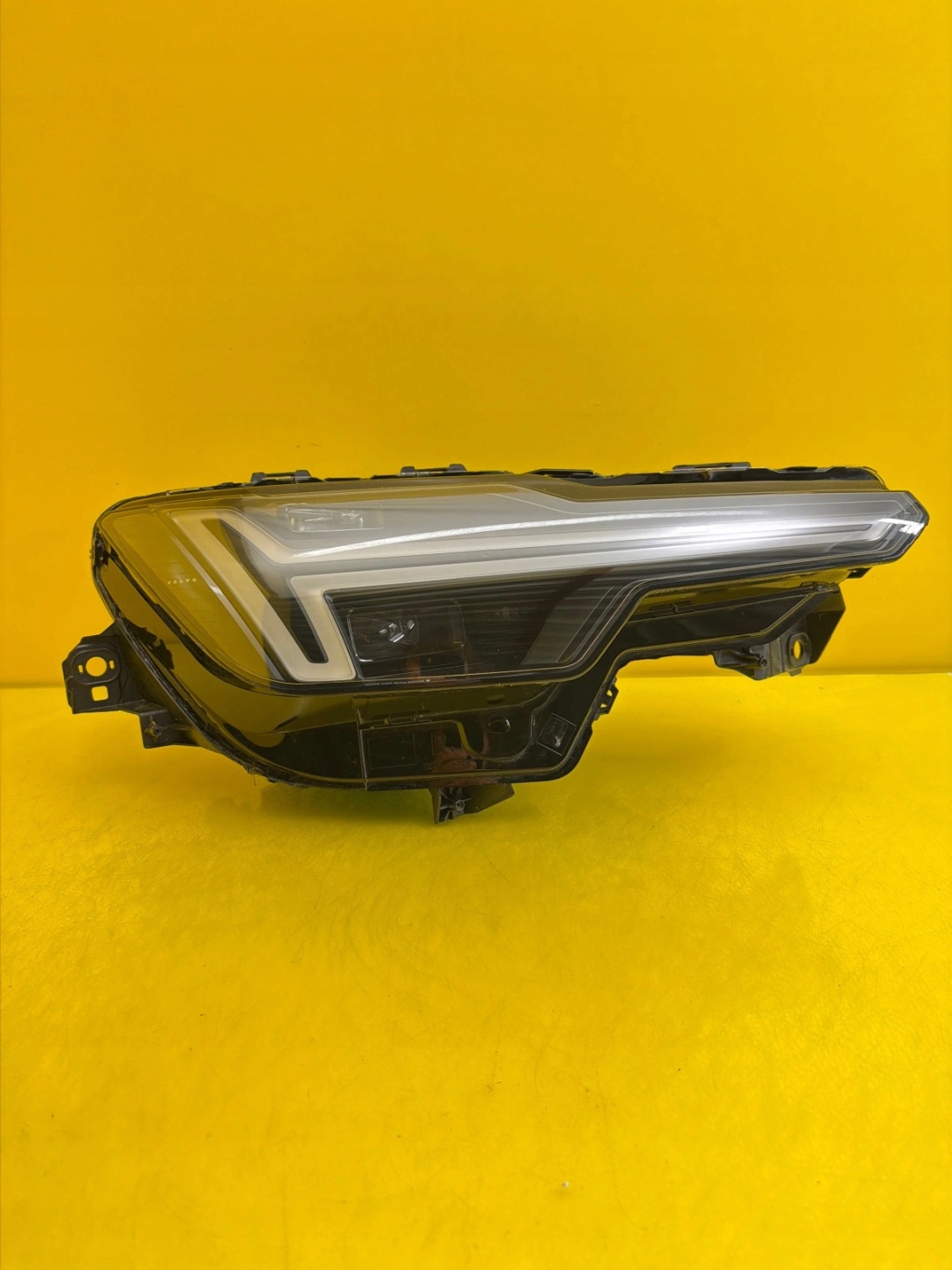 feu droit Volvo XC90 II 2025- Full Led 32365980