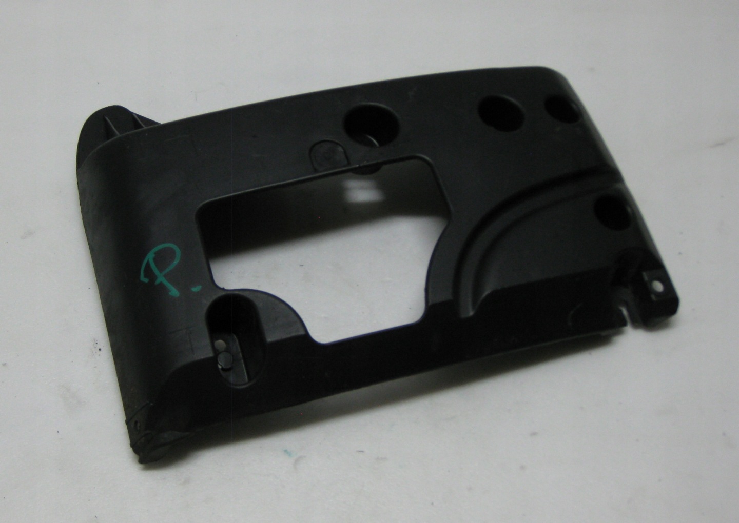 RENAULT MASTER III LIFT bumper bracket right rear part 852220001R