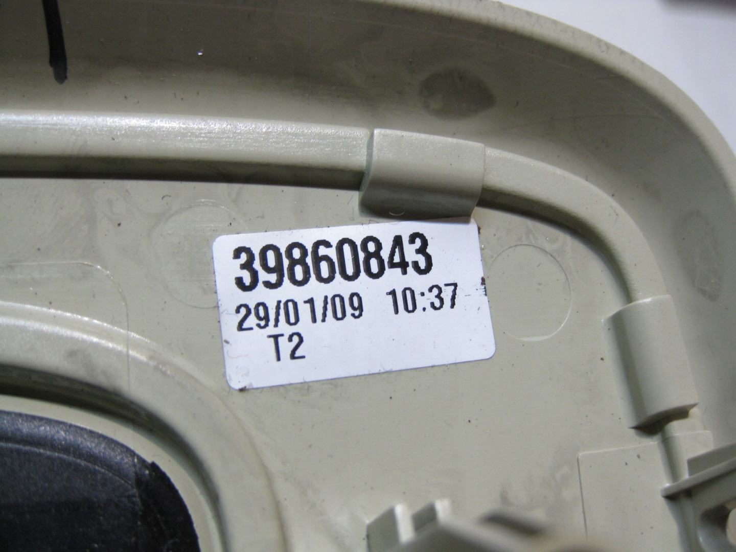 VOLVO V70 09R feu plafonnier 39860843