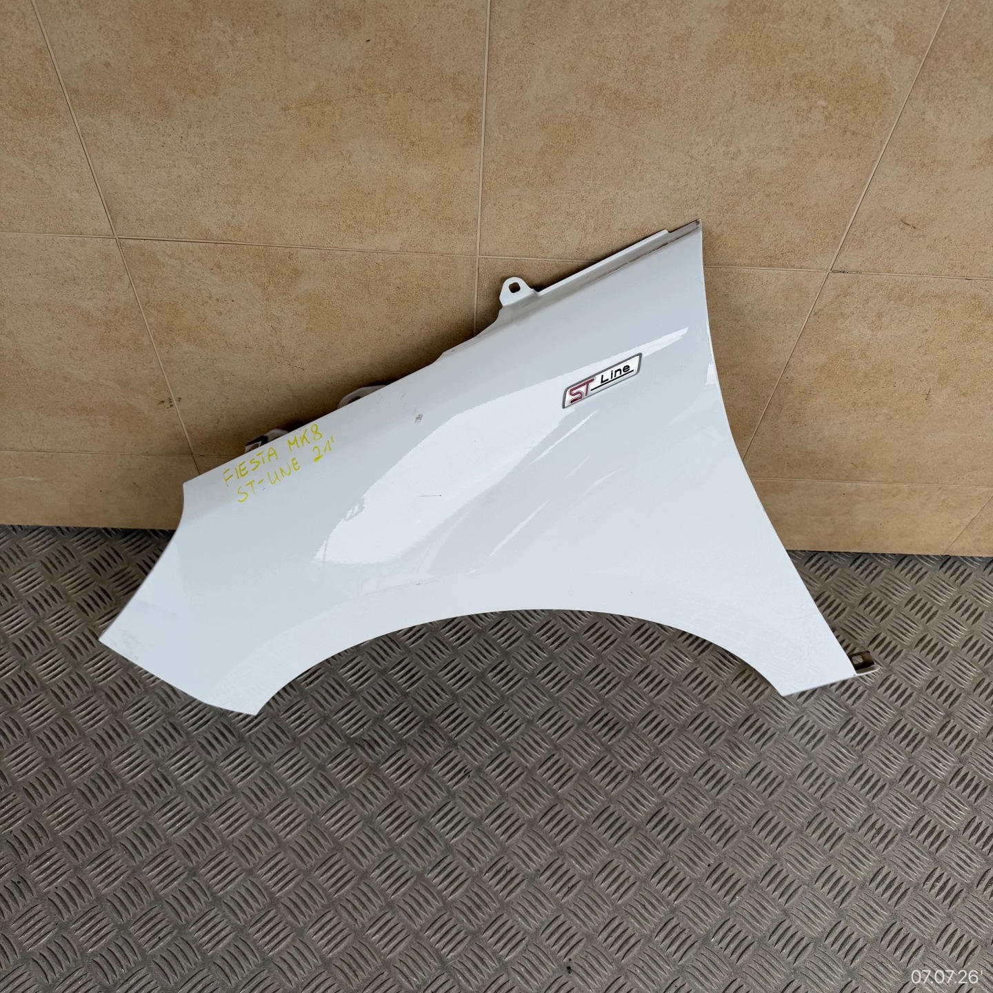 fender front left FORD FIESTA MK8 2021 ROK ST-LINE
