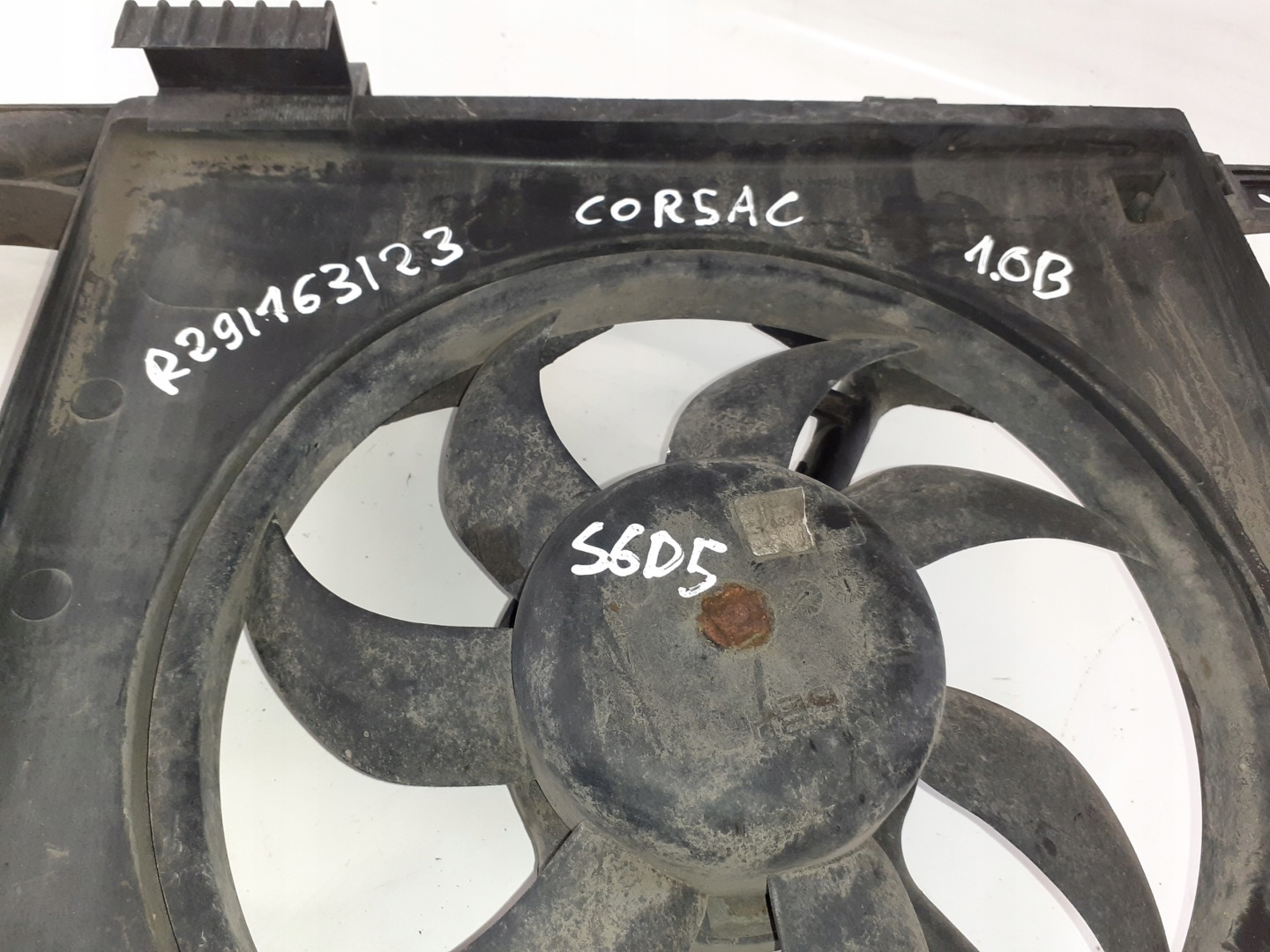 ventilátor chladiče Opel Corsa C 1.0