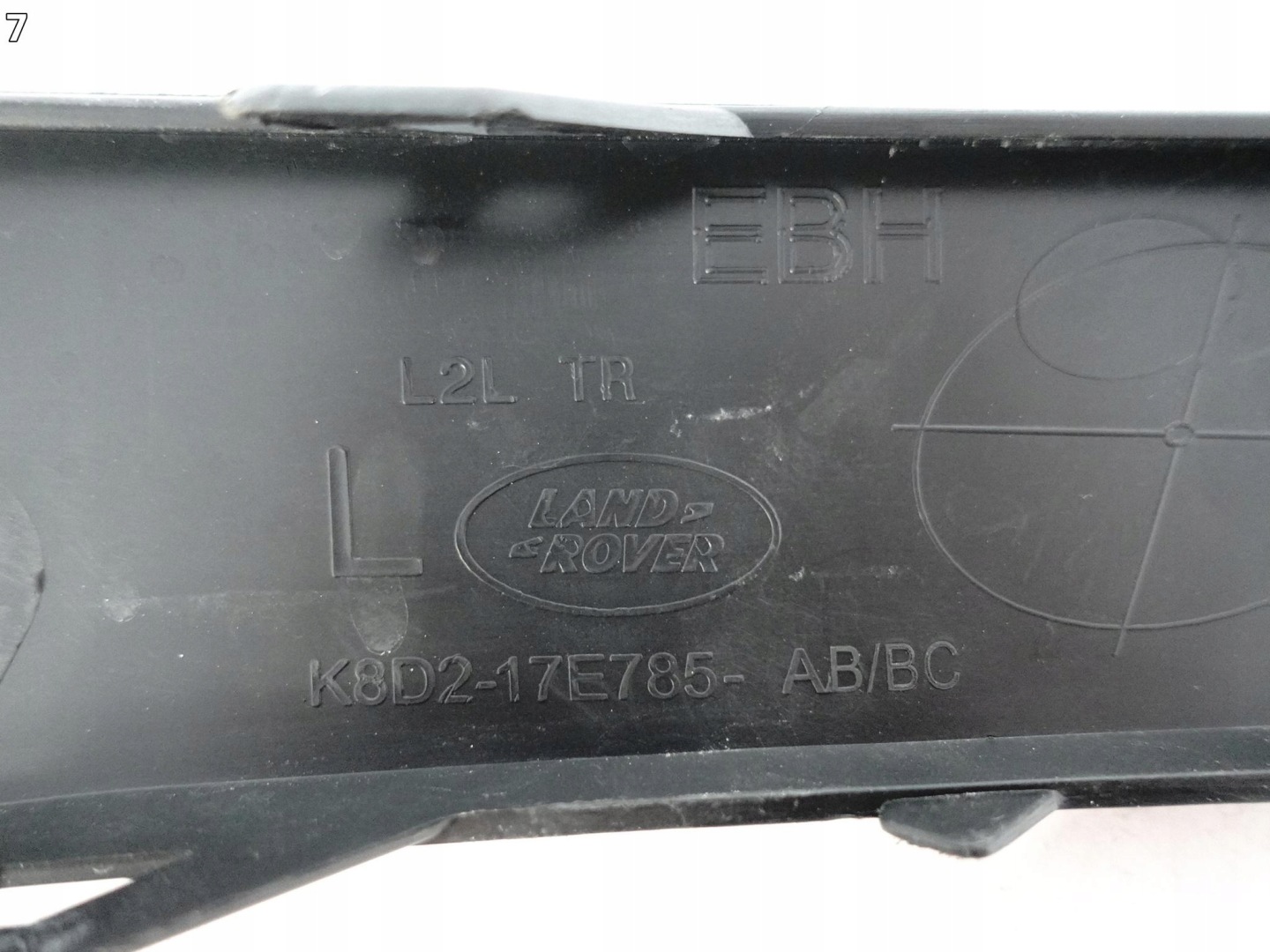 RANGE ROVER EVOQUE II 2 L551 R-DYNAMIC 18- moulding cap cap left