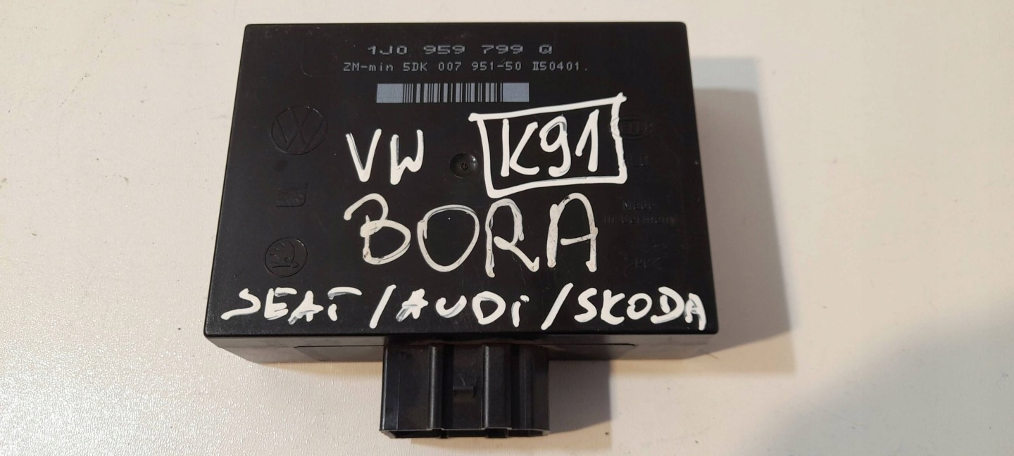 Volkswagen Bora module / control unit komfortu 1J0959799Q (K91)