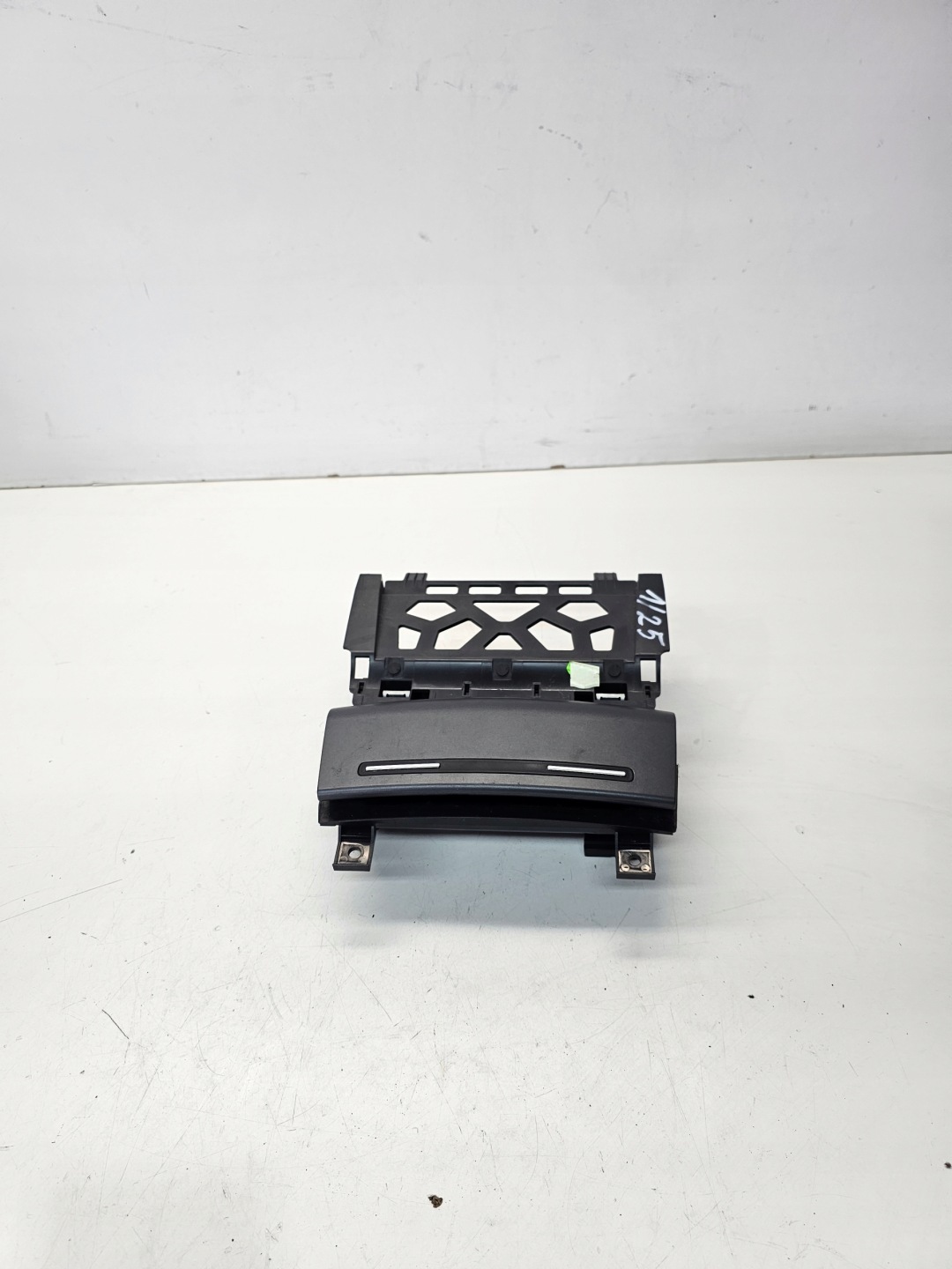 ashtray front AUDI A3 8P LIFT 8P0857951