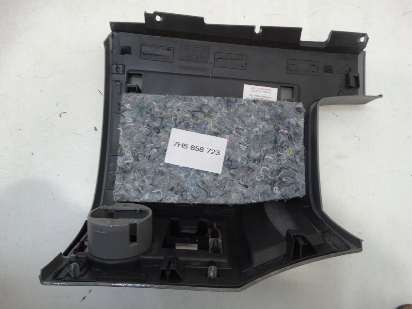 Blende Abdeckung Leuchten konsole VOLKSWAGEN T5 MULTIVAN 7H5858723