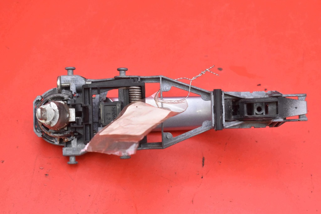 handle left front front SREBRNA 1Z0839885 VW GOLF 5 V plus 04-09