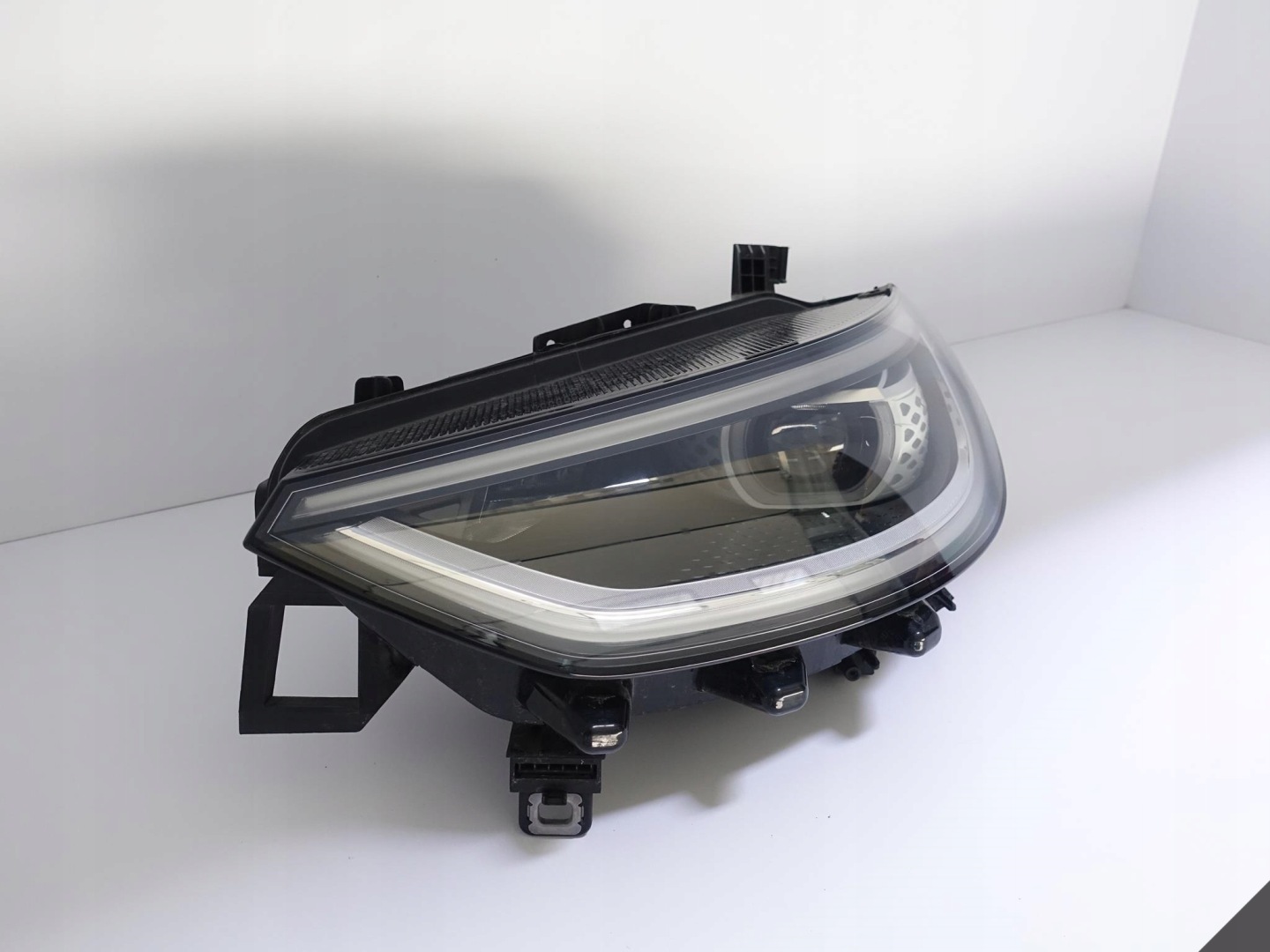 VW ID.3 10B 19- light IQ.LIGHT FULL LED left EU
