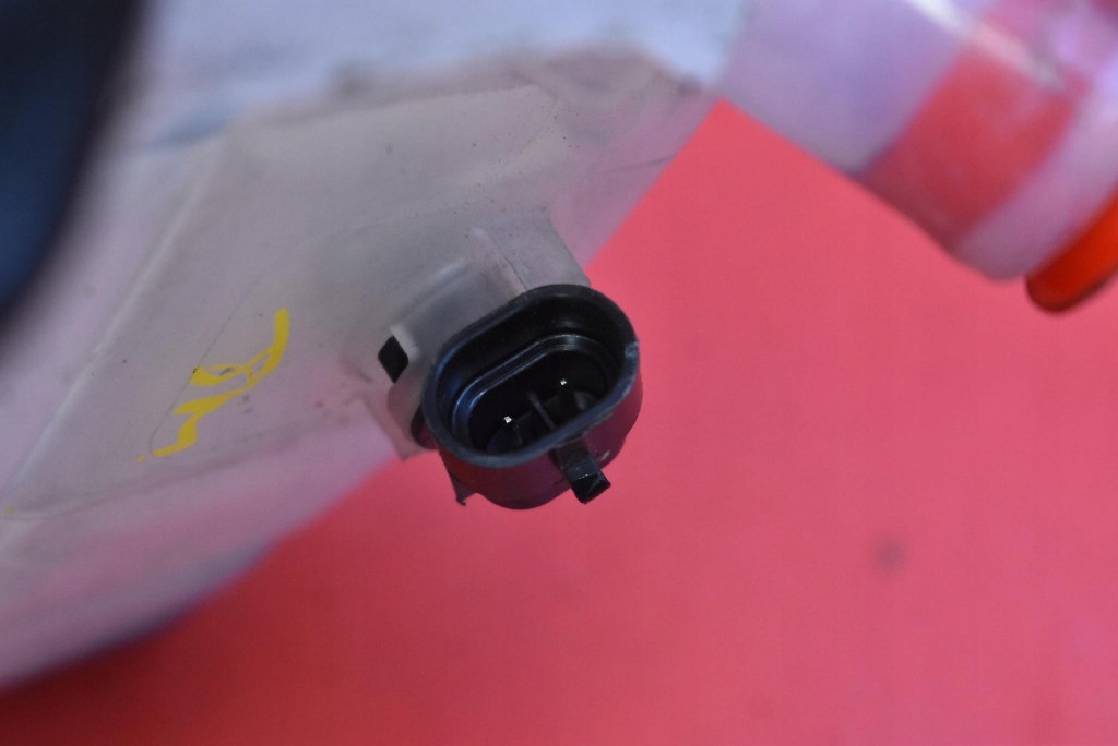 Réservoir eau 1036124-00-O TESLA MODEL S PERFORMANCE LIFT 16-21