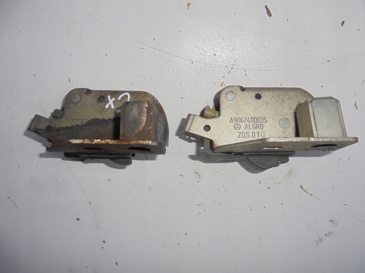 CRAFTER SPRINTER LOCK DOOR REAR PART 06-016R